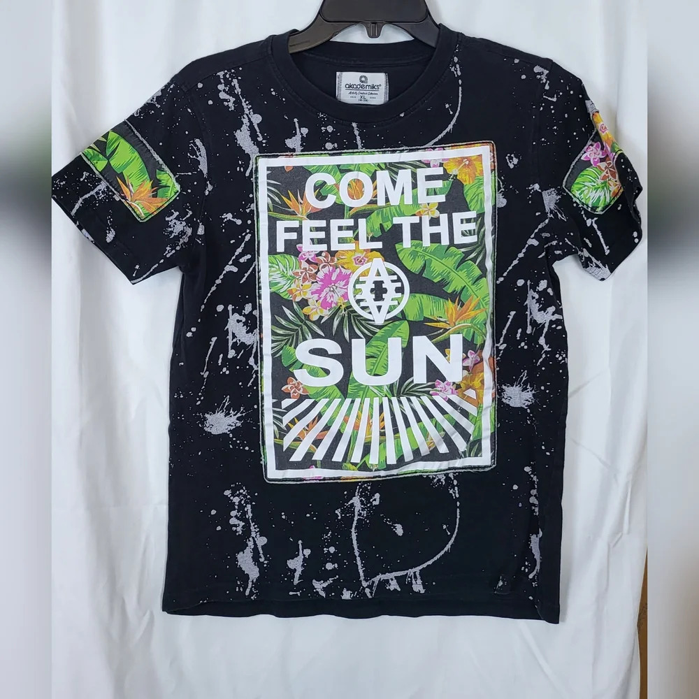 Akademiks Boys Black Multicolor Come Feel the Sun Short‎ Sleeve Tee Size XL